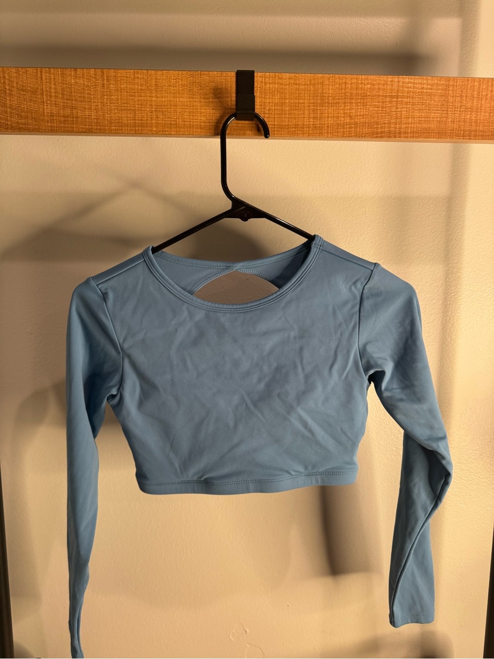 AOXJOX Women's Long Sleeve Crop - Mykonos Blue  XS